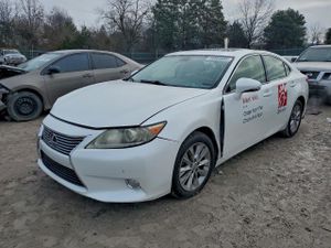 Lexus ES 300H 2.5L 4 2013