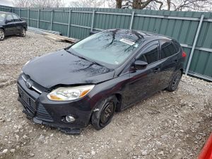 Ford Focus SE 2.0L 4 2012