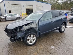 Nissan Rogue S 2.5L 4 2013
