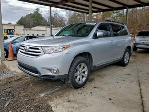 Toyota Highlander BASE 3.5L 6 2012
