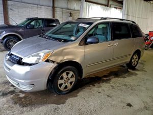 Toyota Sienna CE 3.3L 6 2004