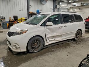 Toyota Sienna SPORT 3.5L 6 2015