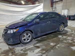 Toyota Corolla BASE 1.8L 4 2013