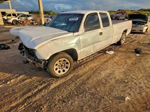 Chevrolet Silverado 1500 C1500 5.3L 8 2005