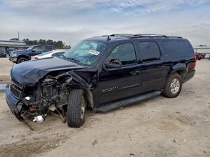 Chevrolet Suburban K1500 LT 5.3L 8 2011