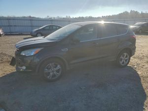 Ford Escape SE 2.0L 4 2014