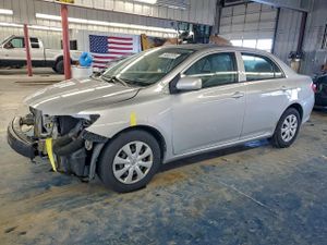Toyota Corolla BASE 1.8L 4 2010