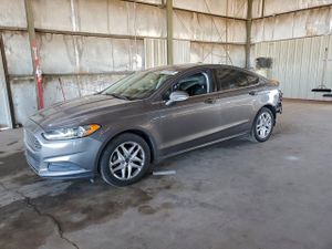 Ford Fusion SE 2.5L 4 2014