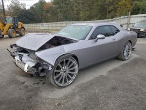 Dodge Challenger 3.6L 6 2011