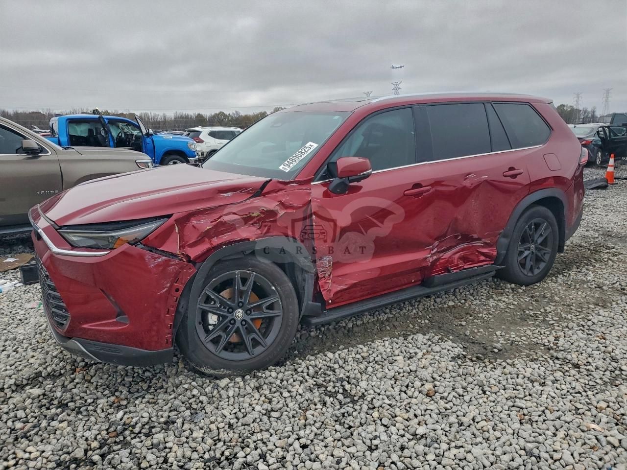 Toyota Grand Highlander LE 2.4L 4 2025