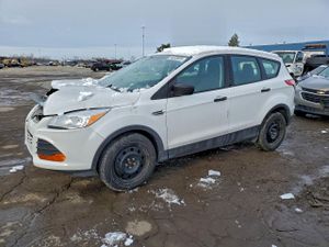 Ford Escape S 2.5L 4 2014
