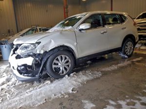 Nissan Rogue S 2.5L 4 2014