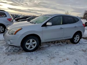 Nissan Rogue S 2.5L 4 2013