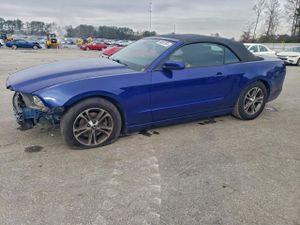 Ford Mustang 3.7L 6 2014