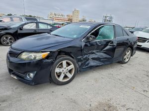Toyota Camry L 2.5L 4 2013