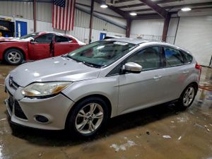 Ford Focus SE 2.0L 4 2014