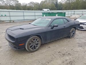 Dodge Challenger SXT 3.6L 6 2023