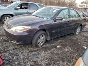 Toyota Camry LE 2.4L 4 2003