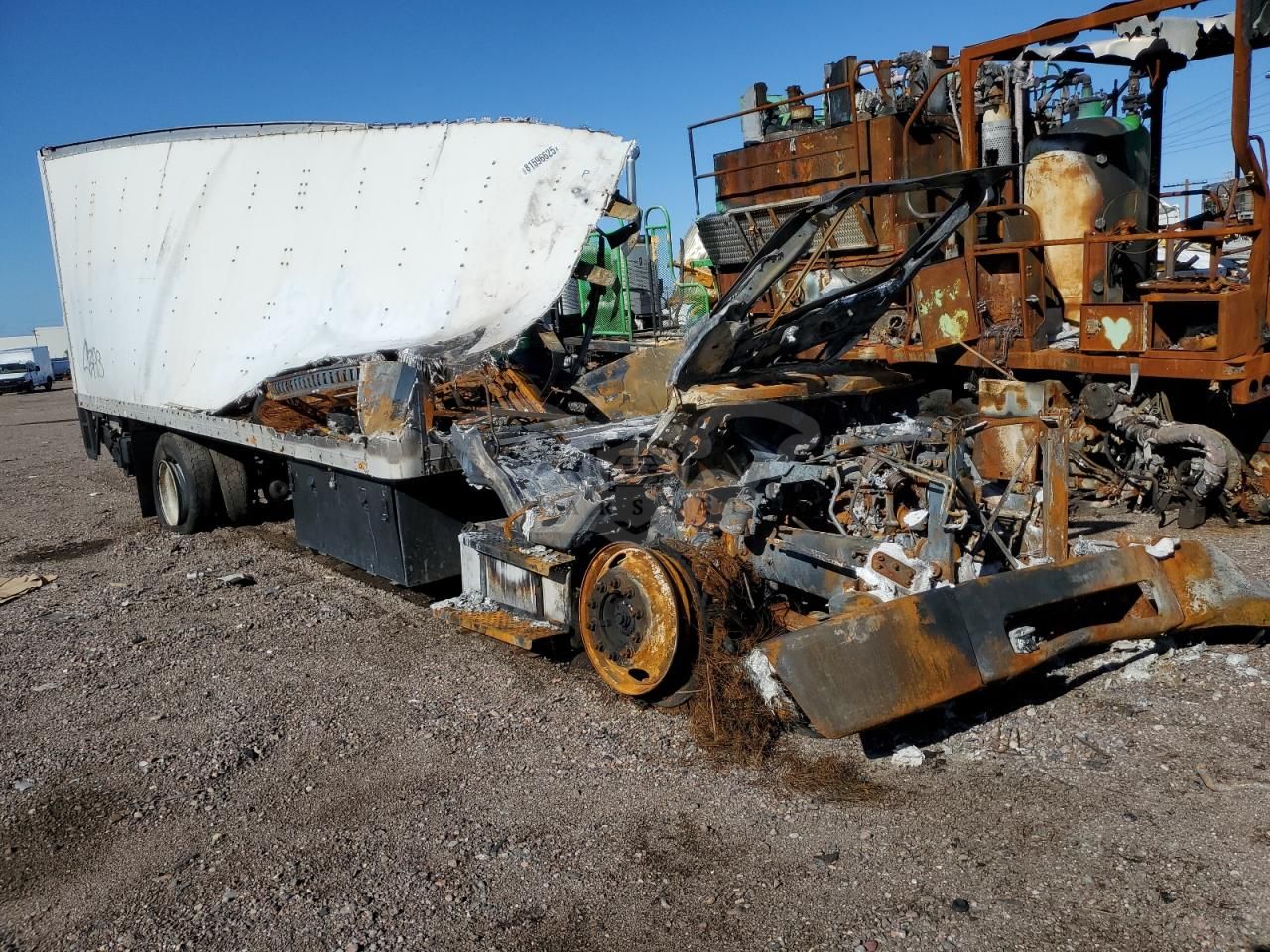 Freightliner Business Class M2 106 MEDIUM DUTY 6.7L 6 2009