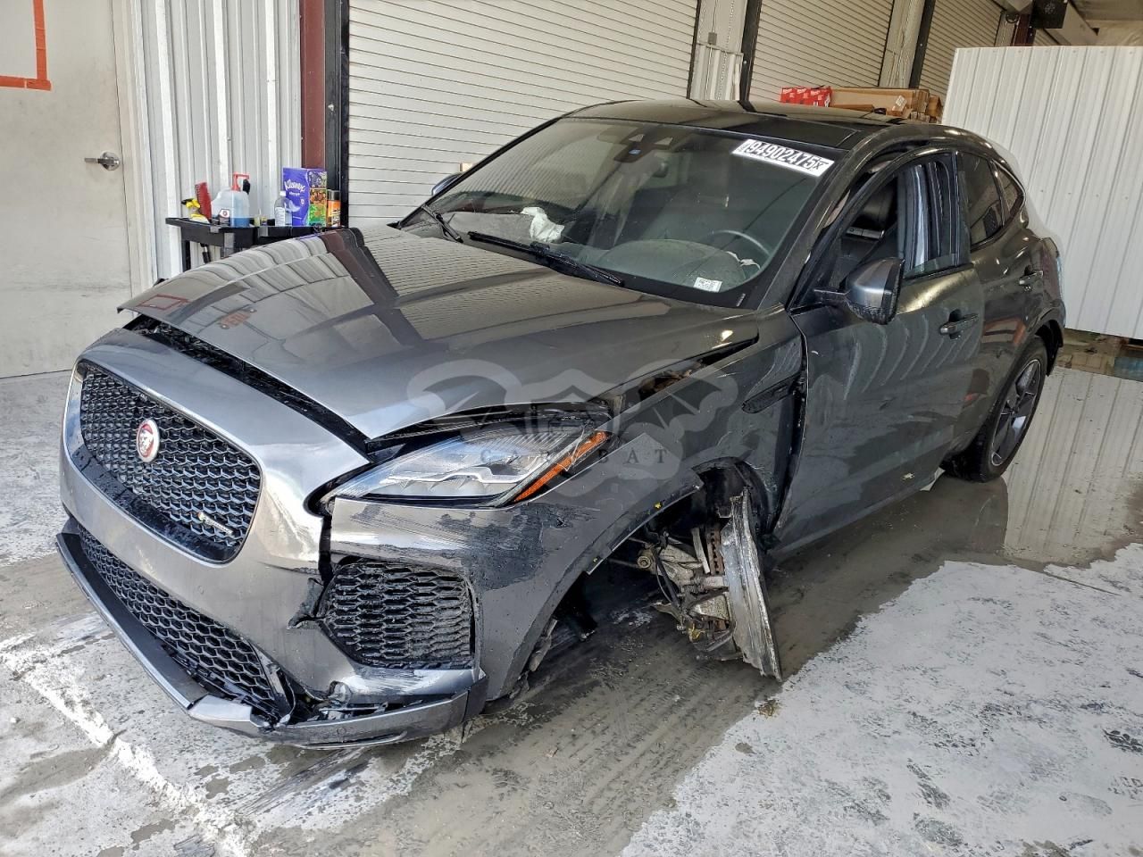 Jaguar E-Pace CHECKERED FLAG 2.0L 4 2020