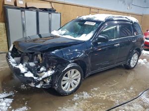 Subaru Forester 2.5X PREMIUM 2.5L 4 2013