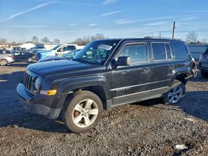 Jeep Patriot LATITUDE 2.4L 4 2014