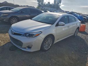 Toyota Avalon HYBRID 2.5L 4 2014