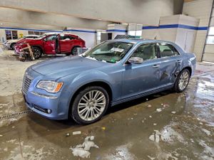 Chrysler 300C 5.7L 8 2011
