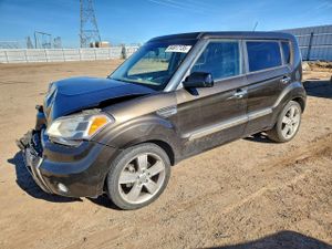 Kia Soul + 2.0L 4 2011
