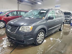 Chrysler Town & Country TOURING L 3.6L 6 2012