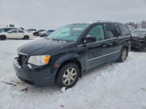 Chrysler Town & Country TOURING 3.8L 6 2010