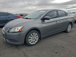 Nissan Sentra S 1.8L 4 2015