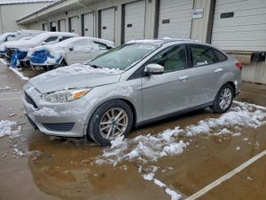 Ford Focus SE 2.0L 4 2015