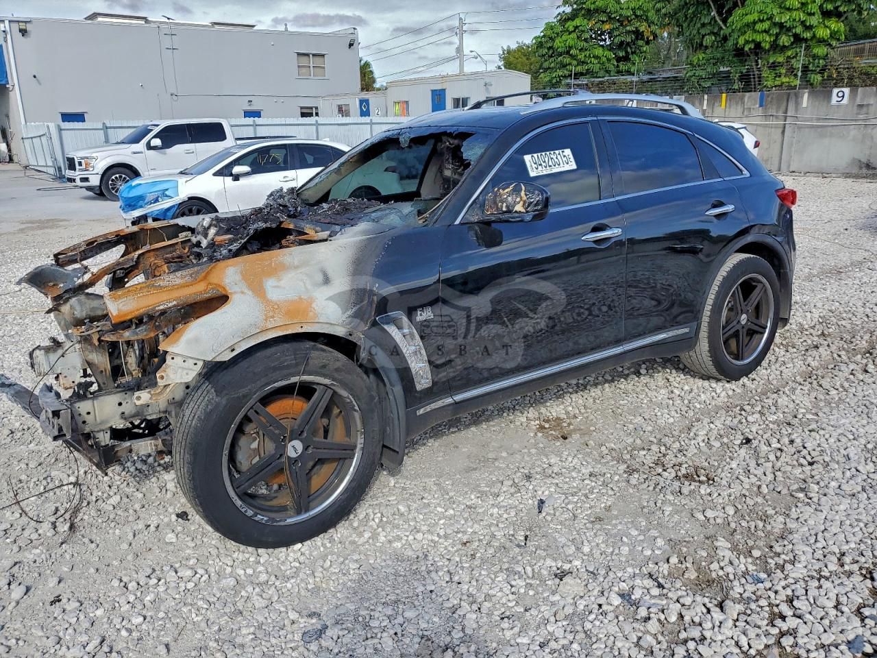 Infiniti FX 3.7L 6 2013