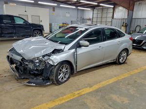 Ford Focus SE 2.0L 4 2015