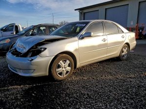 Toyota Camry LE 2.4L 4 2005