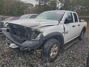 RAM 1500 ST 5.7L 8 2015