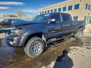 Toyota Tacoma DOUBLE CAB LONG BED 4.0L 6 2011