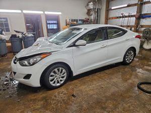 Hyundai Elantra GLS 1.8L 4 2012