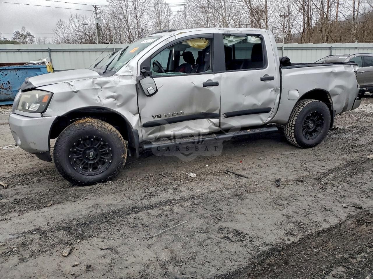 Nissan Titan S 5.6L 8 2013