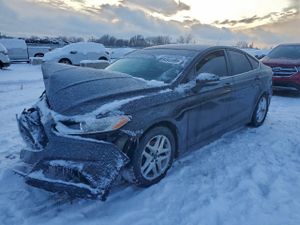 Ford Fusion SE 2.5L 4 2013