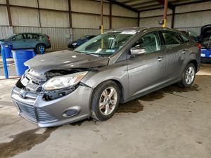 Ford Focus SE 2.0L 4 2013