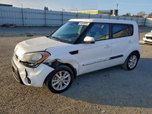 Kia Soul + 2.0L 4 2013