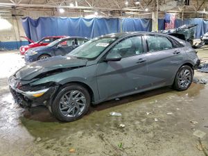 Hyundai Elantra SEL 2.0L 4 2024