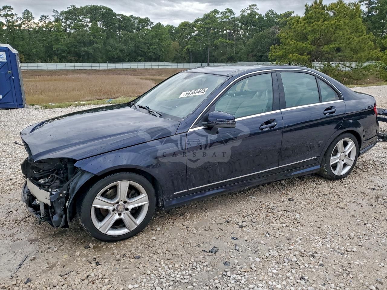 Mercedes-Benz C 300 4MATIC 3.0L 6 2011