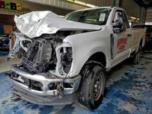 Ford F-250 SUPER DUTY 6.8L 8 2024