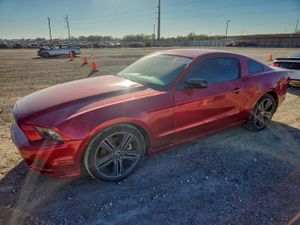 Ford Mustang 3.7L 6 2013