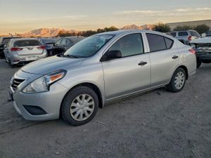 Nissan Versa S 1.6L 4 2015