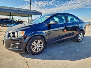 Chevrolet Aveo (Sonic) LT 1.8L 4 2014