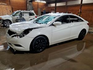 Hyundai Sonata GLS 2.4L 4 2013